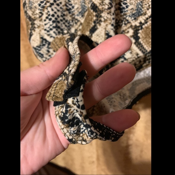Super soft snake skin print bodysuit - Picture 4 of 4